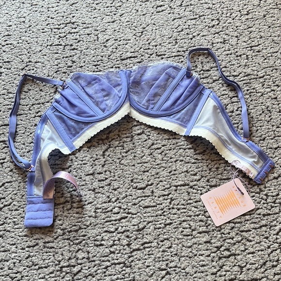 SAVAGE FENTY Lingerie By Rihanna Bra - Picture 6 of 8